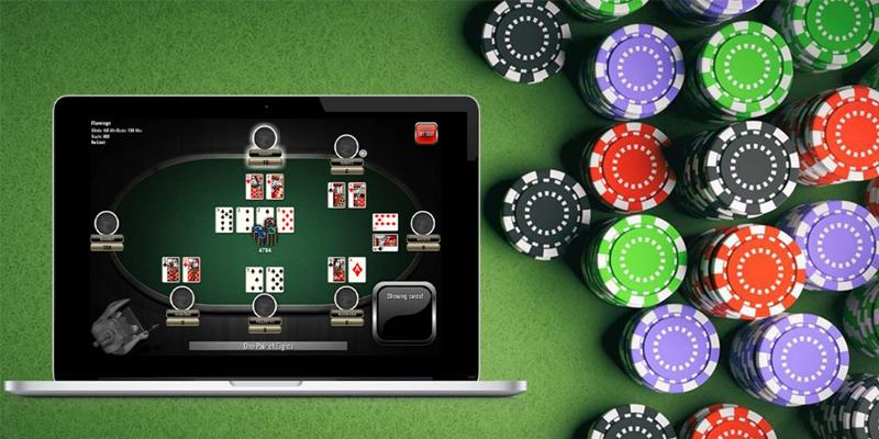 Chơi game Poker trực tuyến đơn giản tại nhà